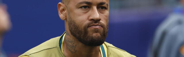 NAJSRAMNIJI SKANDAL NEJMARA DO SADA! Brazilac u svlačionici brutalno vređao saigrače! Otkriveno šta im je rekao, a onda su oni reagovali
