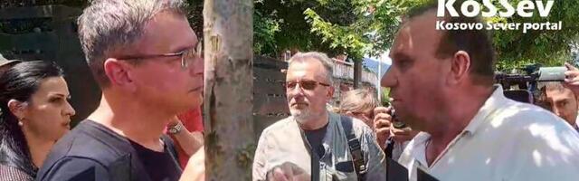 Zvečan: Verbalni napad na Aleksića i Jovanovića