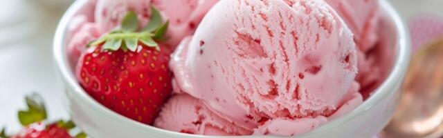 Najbolji domaći sladoled od jagoda: Zdrav je i ukusan, a bez šećera
