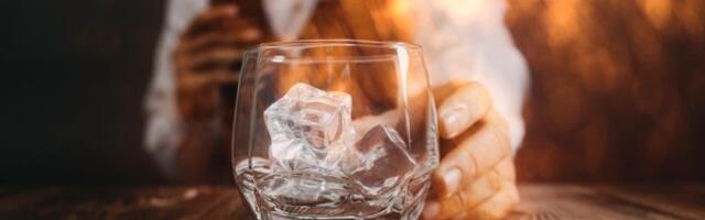 Izbo konobara zbog viskija: Užas u beogradskoj kafani