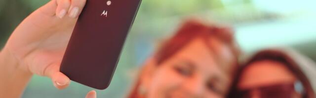 Ovi pametni telefoni će preko noći postati beskorisni, a mnogi ih i dalje kupuju