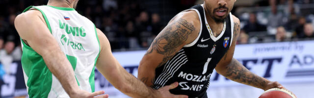 Poznato kada se Karlik Džons vraća na parket!