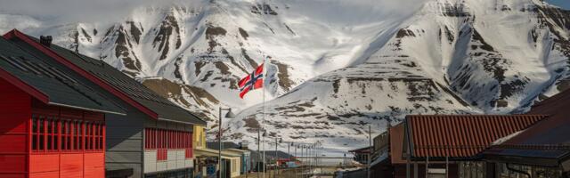 Svalbard u fokusu velesila: Ovde je obavezno nošenje oružja, nema klasičnih sahrana, a sve je okovano snegom