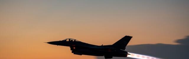 Šok za Kijev: Danska povlači avione F-16 iz Ukrajine da bi branila Grenland od Trampa?!