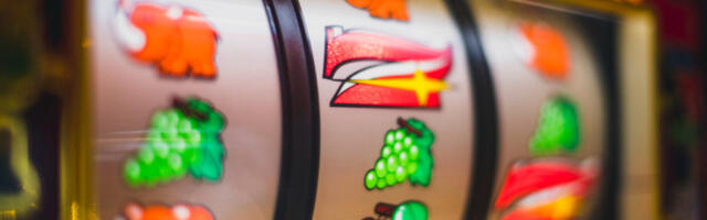 Владика Силуан: Легализација онлајн казина дугорочно разара друштво и економију