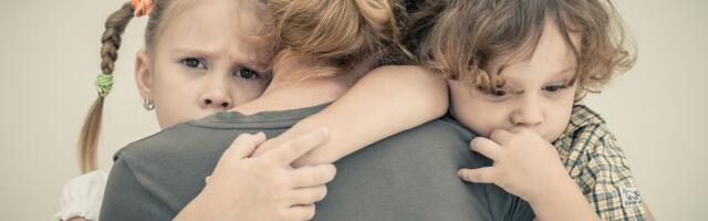 "Ako nemaš decu sebična si, ako imaš dosadna si": Koga društvo u Srbiji više osuđuje - "nemajke" ili "mamike"?