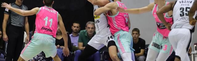 Frenk Kaminski pred selidbom u Japan