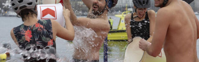 Традиционално божићно пливање на Женевском језеру окупиће око 4.200 пливача