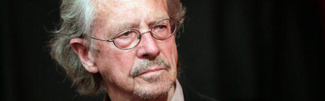 Handke: U Srebrenici nije bilo genocida već bratoubistva