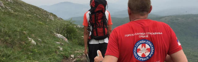 IZRAELCI SE ZAGLAVILI U STENI NA DURMITORU Spasioci GSS hitno odjurili na teren