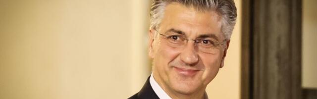 Plenković usred Pariza ishvalio Tompsona!