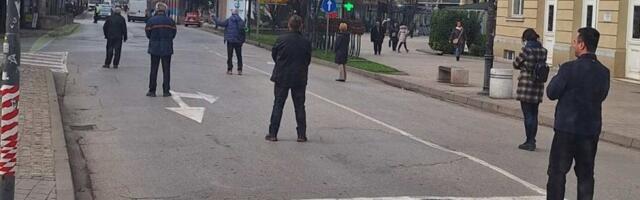 Narode, šta se ovo dešava?! Pogledajte scene iz Smedereva - da nije tužno, bilo bi smešno (FOTO)