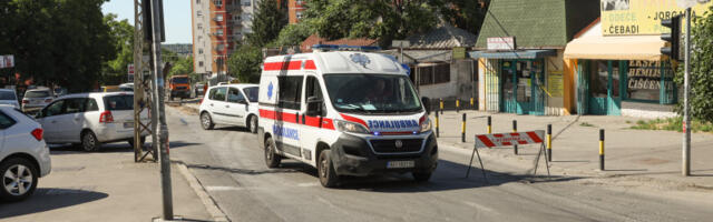 Užas u Surčinu: Turskom državljaninu polomili lobanju u obračunu, lekari mu se bore za život