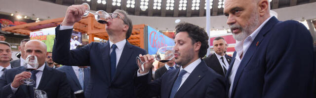Aleksandar Vučić u akciji: Srpska blokada