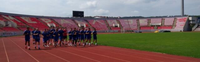 Delegacija FSS-a procenjuje stanje fudbalskih stadiona u Nišu, u Niškoj banji gradiće se četiri terena