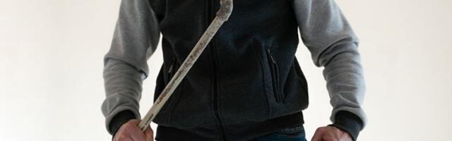 Trojica mladića metalnom palicom pretukla dečaka (15): Horor u Kraljevu