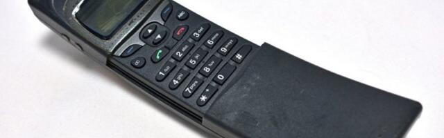 AKO IMATE OVE STARE MODELE MOBILNIH TELEFONA, MOŽETE BOGATSTVO DA ZARADITE! Jedan naročito na ceni - SMATRA SE IKONOM POP KULTURE!