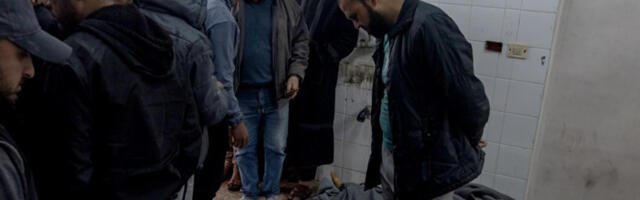 Најмање три Палестинца погинула у нападу у централној Гази