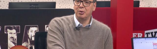 Vučić pitao odbor SNS u Prijepolju – Zašto vam smeta žena sa hidžabom?