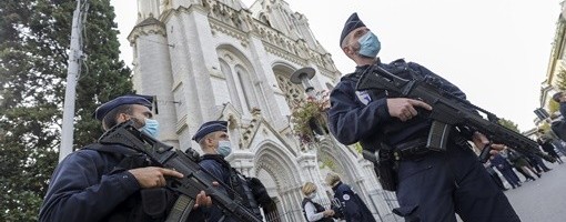 Priveden muškarac osumnjičen da je bio u kontaktu sa napadačem u Nici