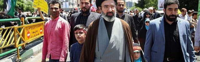 Нови ајатолах, реакција Америке и наставак отпора