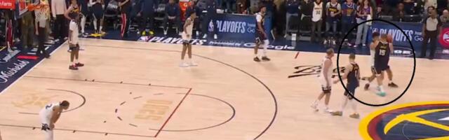 OVO NISMO NIKADA VIDELI! Nikola Jokić pružio loptu rivalu, posle par sekundi nastao je HAOS! Scena koja je obišla planetu! (VIDEO)