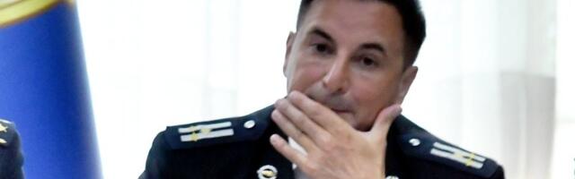 Otkrivamo! Milića prozivaju pritvorenici - Viču mu "pandurska pi*ko", gađaju ga hranom...