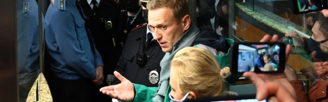 B. Mitrinović: Vakcine, gas i faktor Navaljni