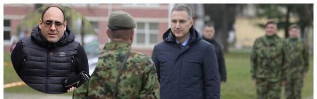 "Poslove brani Vučićevim autoritetom": Stefanović uzvraća udarac Đuki