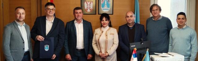 31. Pesnički čas – učiteljstvu u čast borba je za svaku pročitanu stranicu