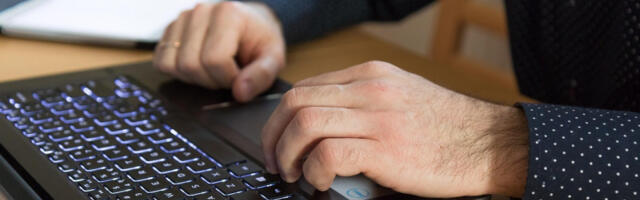 Novaka zavela, pa opelješila “lepa plavuša” sa Fejsbuka: Izgubio 280.000 dolara u kripto prevari