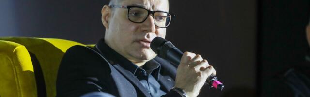 "Glupe žene su zahvalne" Naš pevač zgranuo javnost, pa se pravdao: "Da je bila pametna, ne bi bilo zanimljivo"