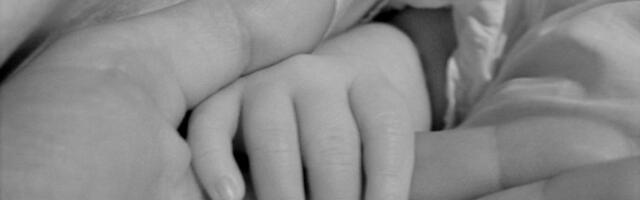 JEZIVE SCENE POTRESLE SVET! Ko je ostavio mrtvu bebu u boksu BOLNICE? IMATE LI DUŠE?