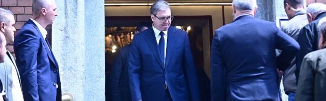 Vučić, Danilović, Terzić, Čović, Vučelić, Petrić - evo ko je sve došao na sahranu Vladimira Cvetkovića (FOTO/VIDEO)