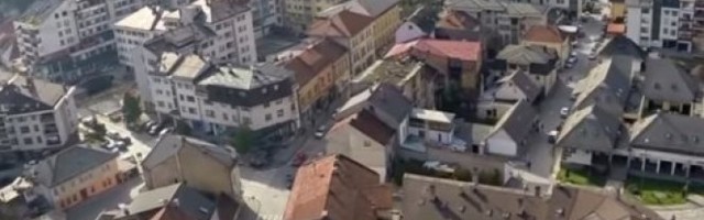 PREMINULI KANDIDAT UBEDLJIVO VODI U TRAVNIKU