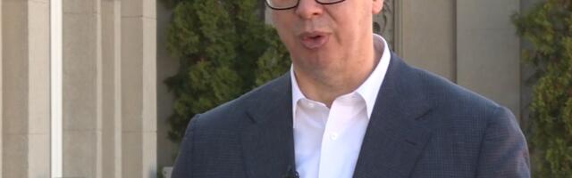 "NAROD NAS JE BIRAO DA REŠAVAMO PROBLEME" Vučić: Doneli smo odluku da rast cene goriva danas bude najviše tri dinara