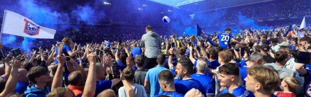 FEŠTA U IPSVIČ TAUNU - KLUB SE VRATIO U PREMIJER LIGU: Milvol, Sautempton, Midlsbro i Hal u plej-ofu Čempionšipa