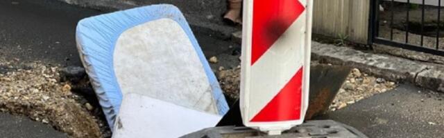 U centru grada rupa od 2 kvadrata, nadležni ćute