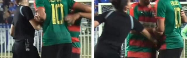 Neviđeno: Fudbaler napao sutkinju na terenu! (VIDEO)