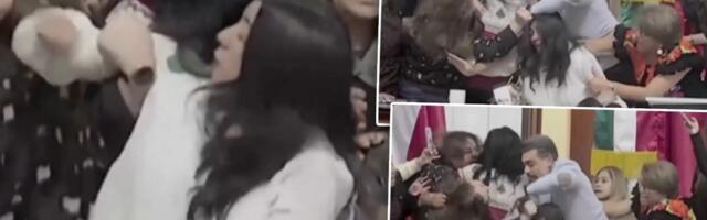Skandal u parlamentu: Poslanice se čupale za kosu i tukle pred kamerama - sednica završena u opštem haosu (VIDEO)