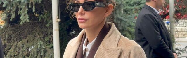 "Pao mi je na ruke..." Emina Jahović je sa suzama u očima govorila o bolnoj temi "To je bilo strašno..."