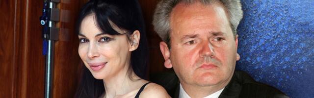 Zanosna brineta bila SNAJKA Slobodana Miloševića: Među prvima ugradila silikone, a onda drastično izmenila LIČNI OPIS - evo da li je ostala u kontaktu sa bivšim mužem