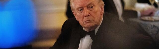 Stižu dramatične vesti iz SAD! Tramp dotakao dno: Desilo mu se nešto nezabeleženo od kad je na vlasti