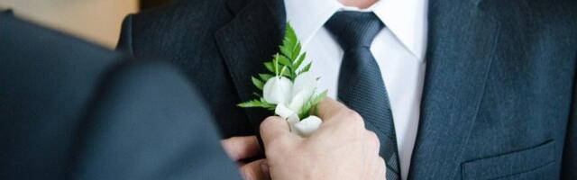 KUM SE POPEO NA STO I PROGOVORIO O MLADOŽENJINOJ TAJNI! Gosti ostali u šoku: Nemanja i ja smo se KLADILI...