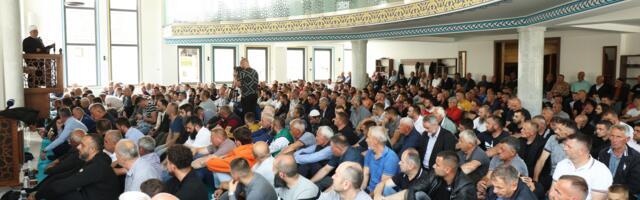 Ispraćaj hadžija i ikrar dova u IC Gazilar