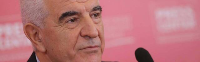 Borović: Vučić prvo da raspusti Ćacilend, pa da pozove na mir i razgovor