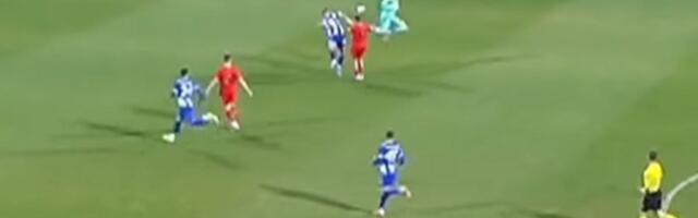 Kakav kiks golmana OFK Beograda: Istrčao na 30 metara od gola i surovo je kažnjen zbog toga