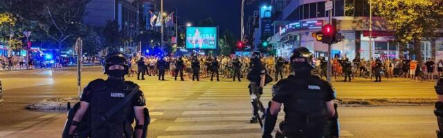MUP o incidentima: Građani i studenti ubuduće da prijavljuju okupljanja, neprijavljeni skupovi rizični