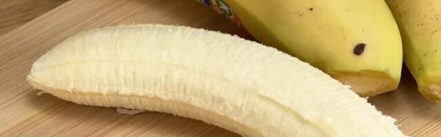 Pranje banana zvuči besmisleno dok ne saznate šta voćne mušice ostavljaju na kori: Trik traje manje od minuta