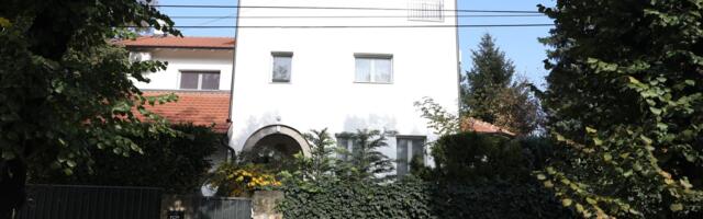 NAŠ MUZIČAR SAMO U NEKRETNINAMA IMA 35 MILIONA EVRA: Zavirite u vilu u Beogradu koja ima, ima više od 30 kuća, stanova, garsonjera